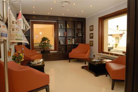 Palazzo Foti Hotel Crotone Extérieur photo