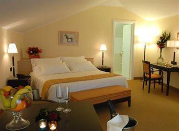 Palazzo Foti Hotel Crotone Extérieur photo
