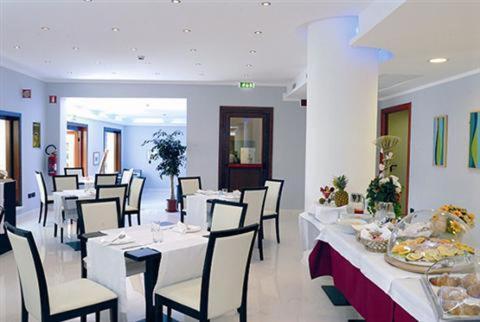 Palazzo Foti Hotel Crotone Extérieur photo